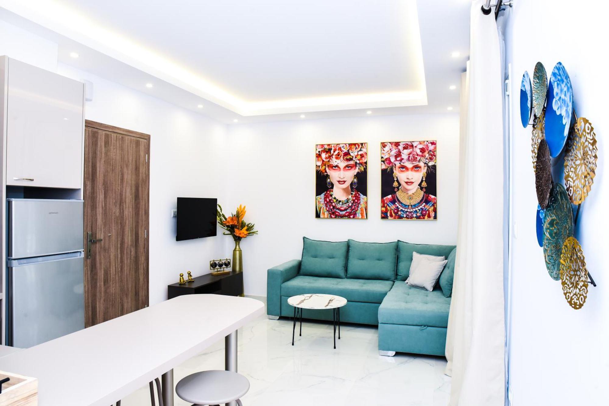 La Perla Apartments Каламата Экстерьер фото