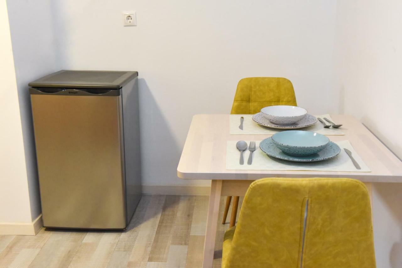 La Perla Apartments Каламата Экстерьер фото